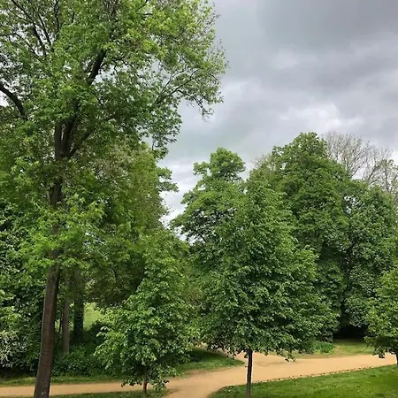 Gemuetliche Zentrale In 公寓