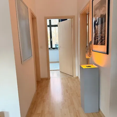 Gemuetliche Zentrale In Mit Balkon * Zwickau