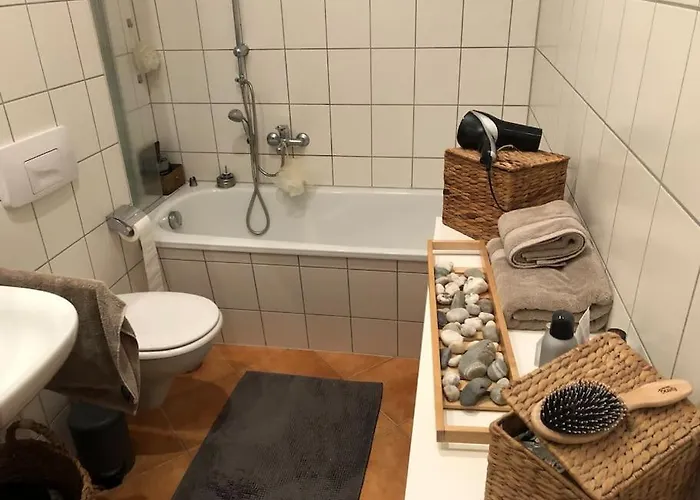 Daire Gemuetliche Zentrale In Mit Balkon Zwickau