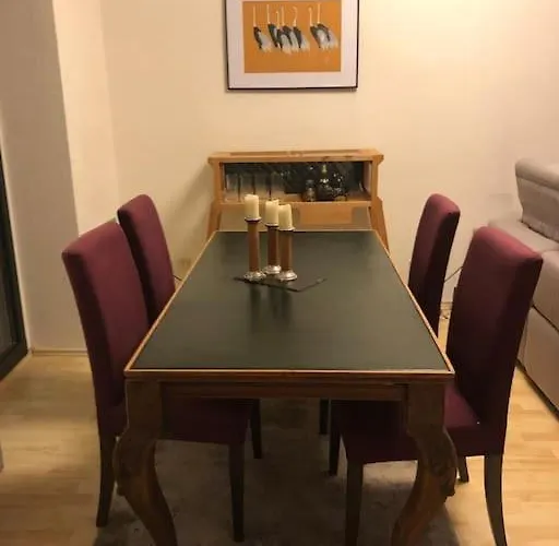 Daire Gemuetliche Zentrale In Mit Balkon *