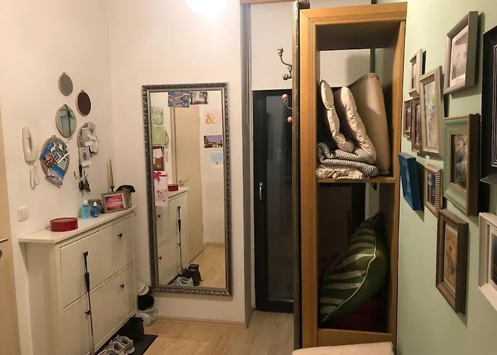 Gemuetliche Zentrale In Mit Balkon * Zwickau