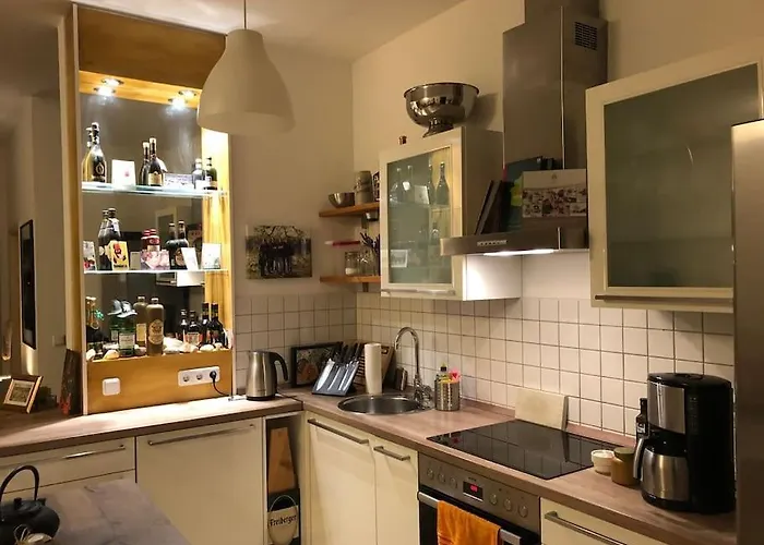 Gemuetliche Zentrale In Mit Balkon * Zwickau