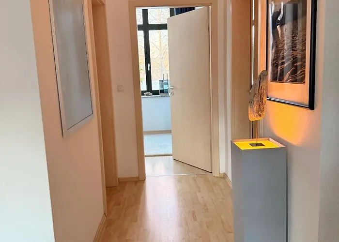 Gemuetliche Zentrale In Mit Balkon * Zwickau